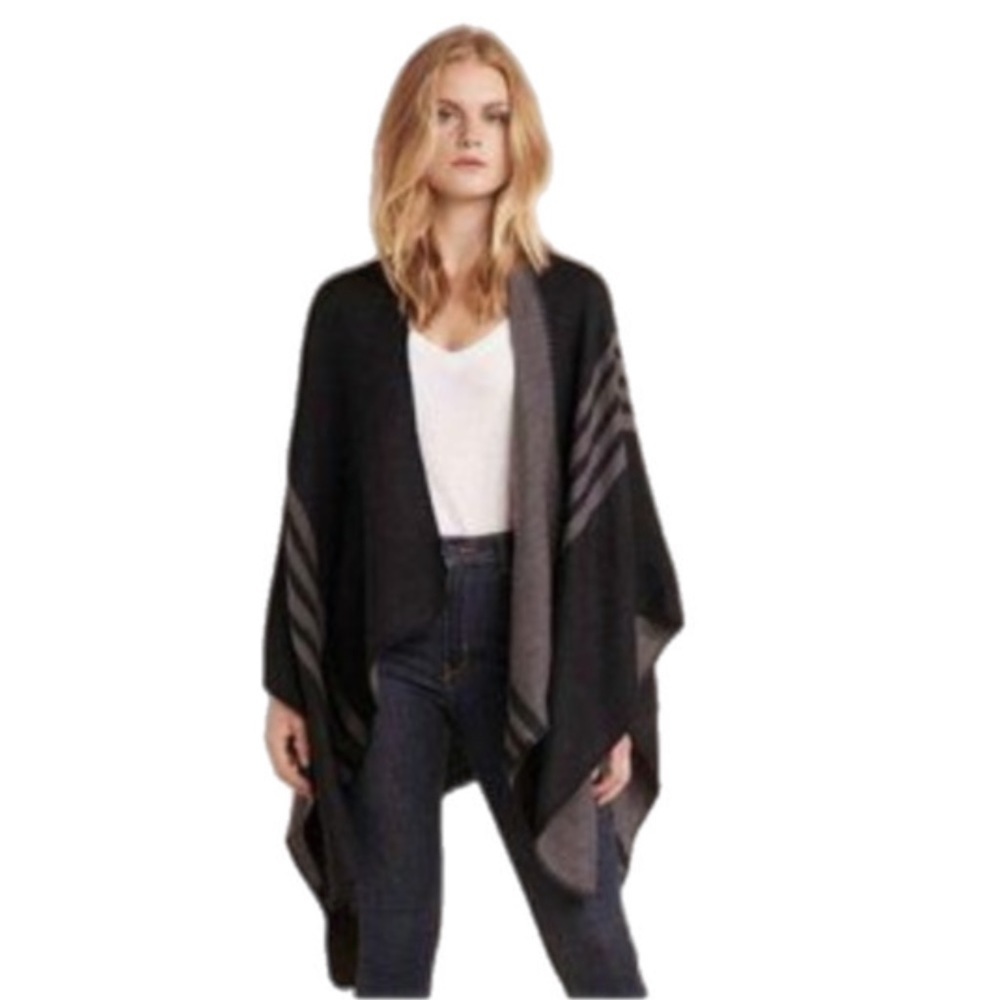 BB Dakota Poncho Wrap Shawl - Black Ana Gray